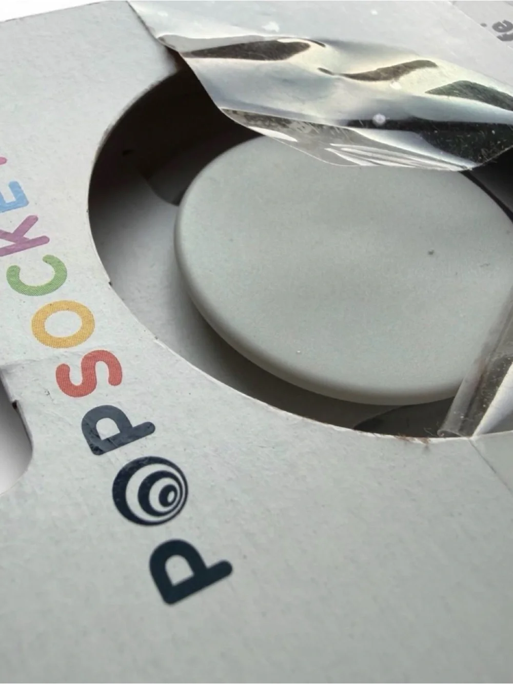 PopSockets PopGrip MagSafe White and Gray Phone Grip